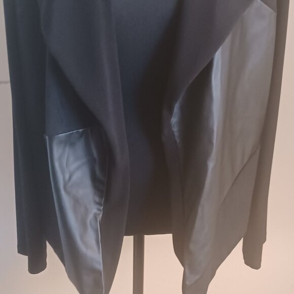 Versatile Great Condition Calvin Klein Black Faux Material With Suede - Picture 2 of 2